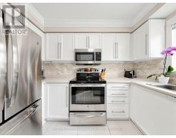 Bathroom - 12 Elderbrook Crescent, Vaughan, ON L4K5M5 Photo 11