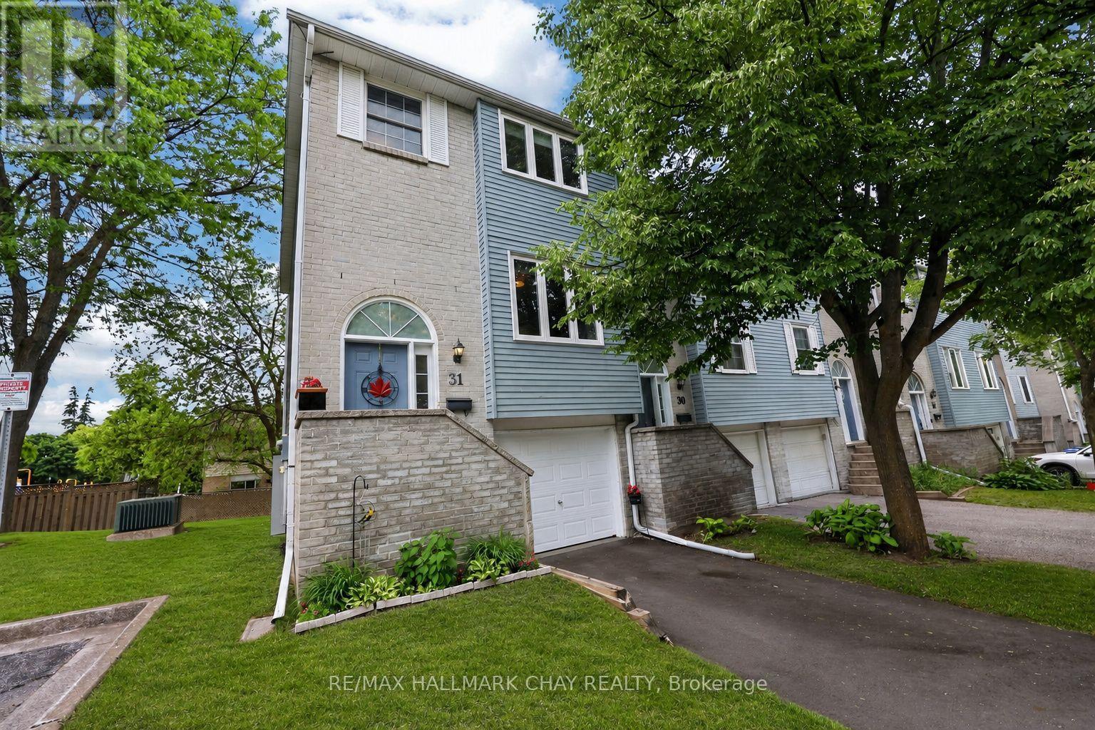 31 HARMONY CIRCLE - 1