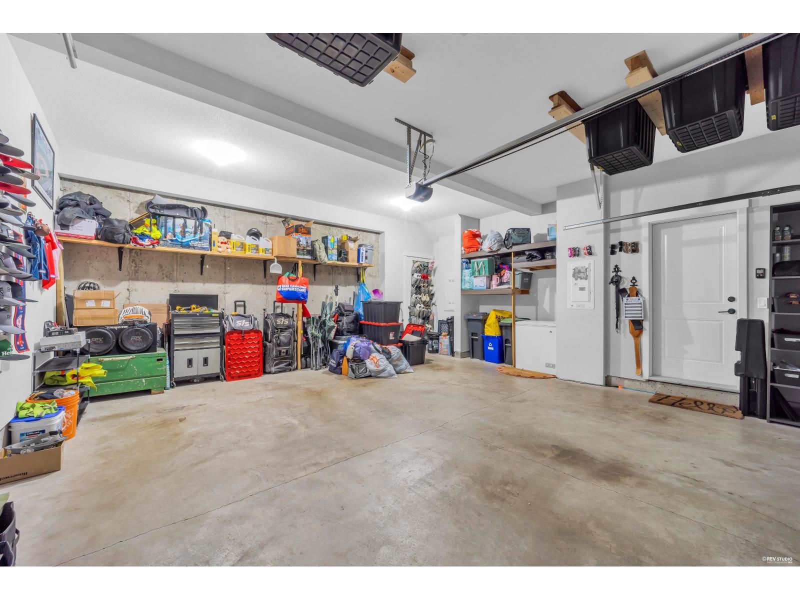 100 8138 204 STREET, Langley