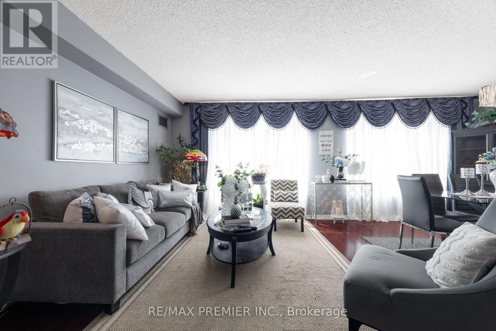#314 480 MCLEVIN AVENUE - Image 14