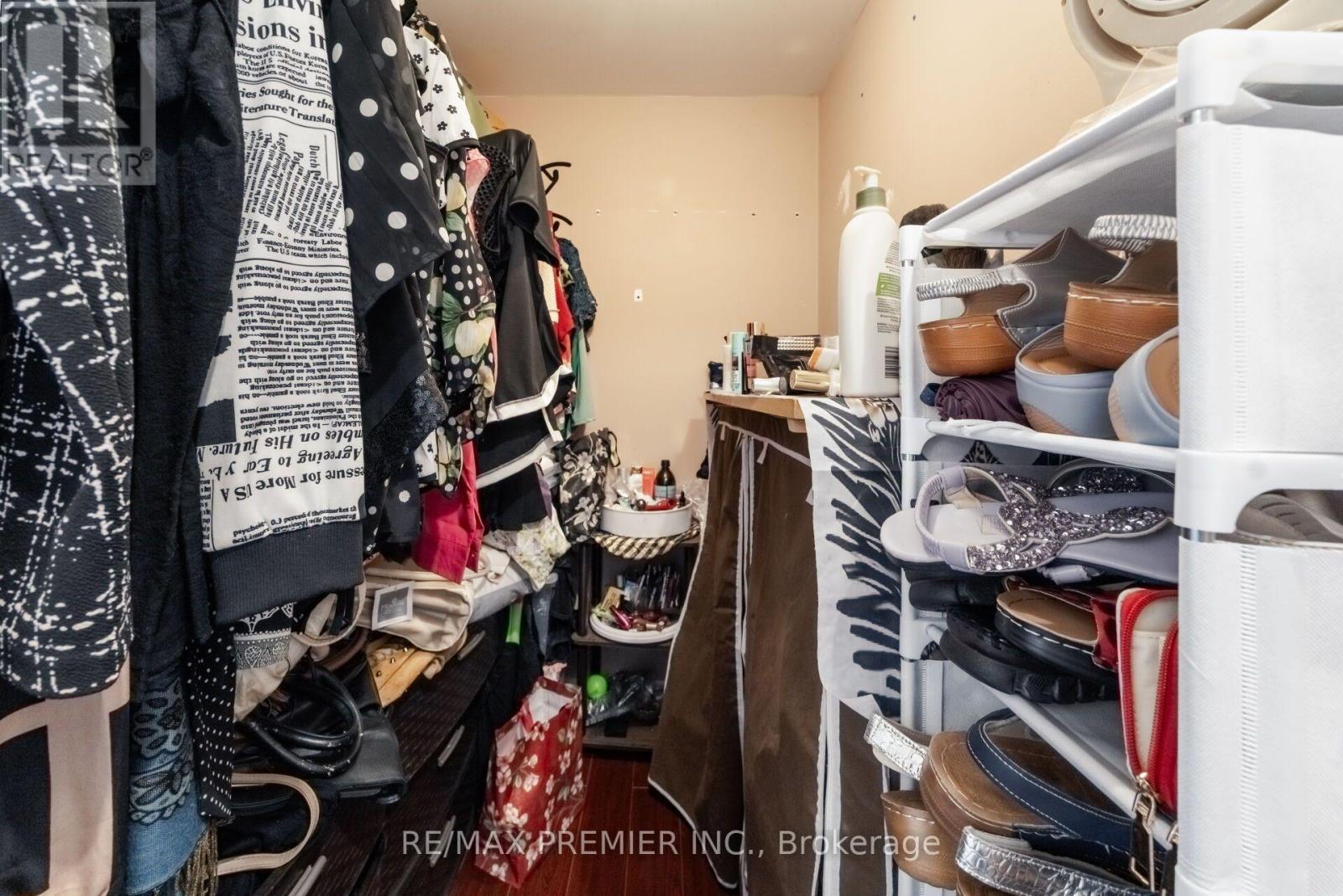 #314 480 MCLEVIN AVENUE - Image 31
