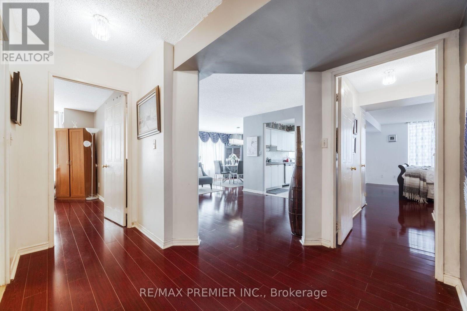 #314 480 MCLEVIN AVENUE - 11