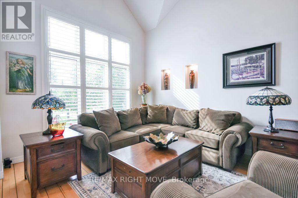 2640 WESTSHORE CRESCENT - Image 4