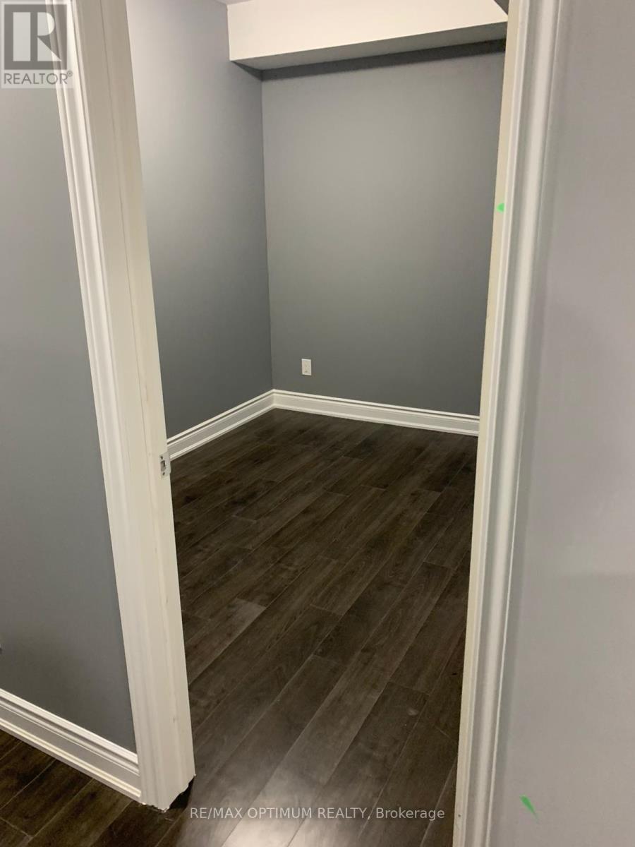 8 LYLE WAY - Image 34