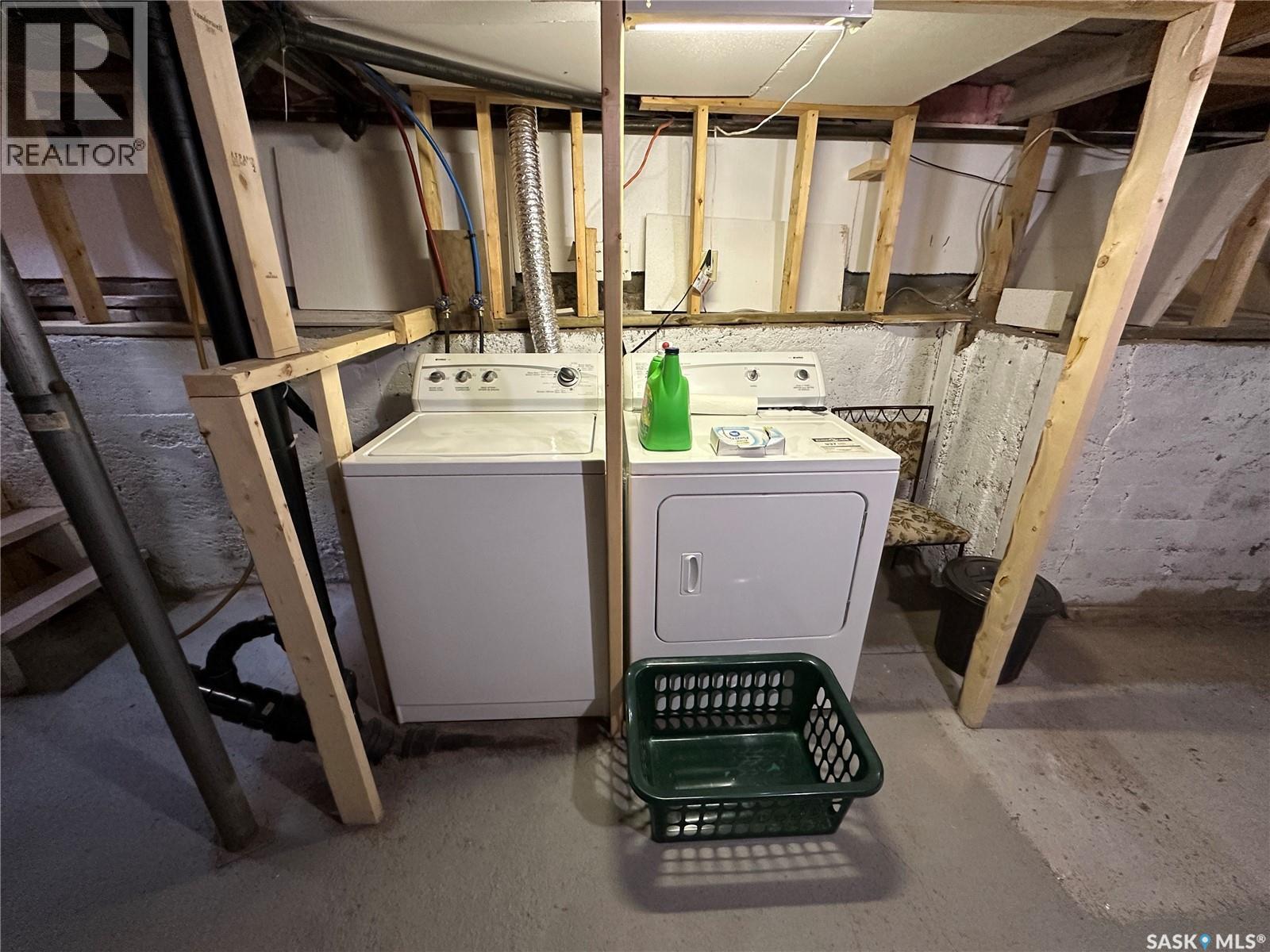 302 Morken STREET - Image 21