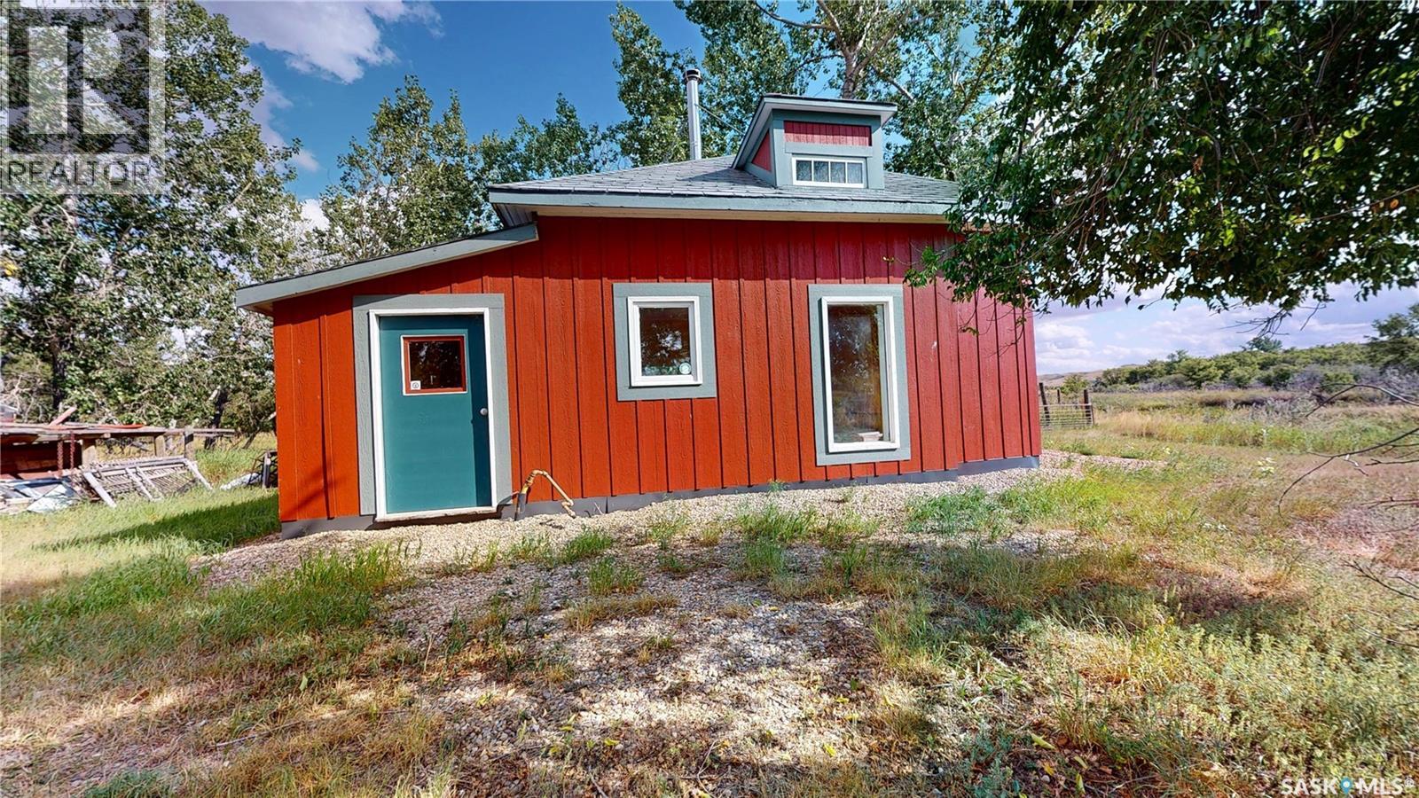 2 Chimney Coulee ROAD - Image 27