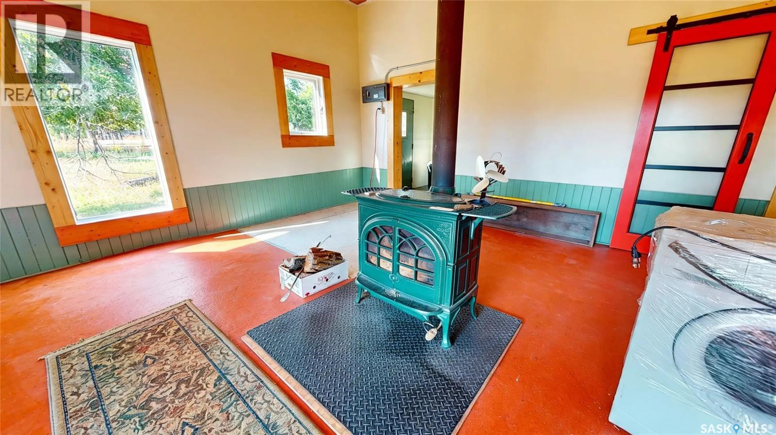 2 Chimney Coulee ROAD - Image 6