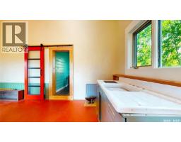 2 Chimney Coulee Road, Eastend, SK S0N0T0 Photo 12