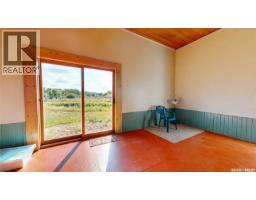 2 Chimney Coulee Road, Eastend, SK S0N0T0 Photo 9