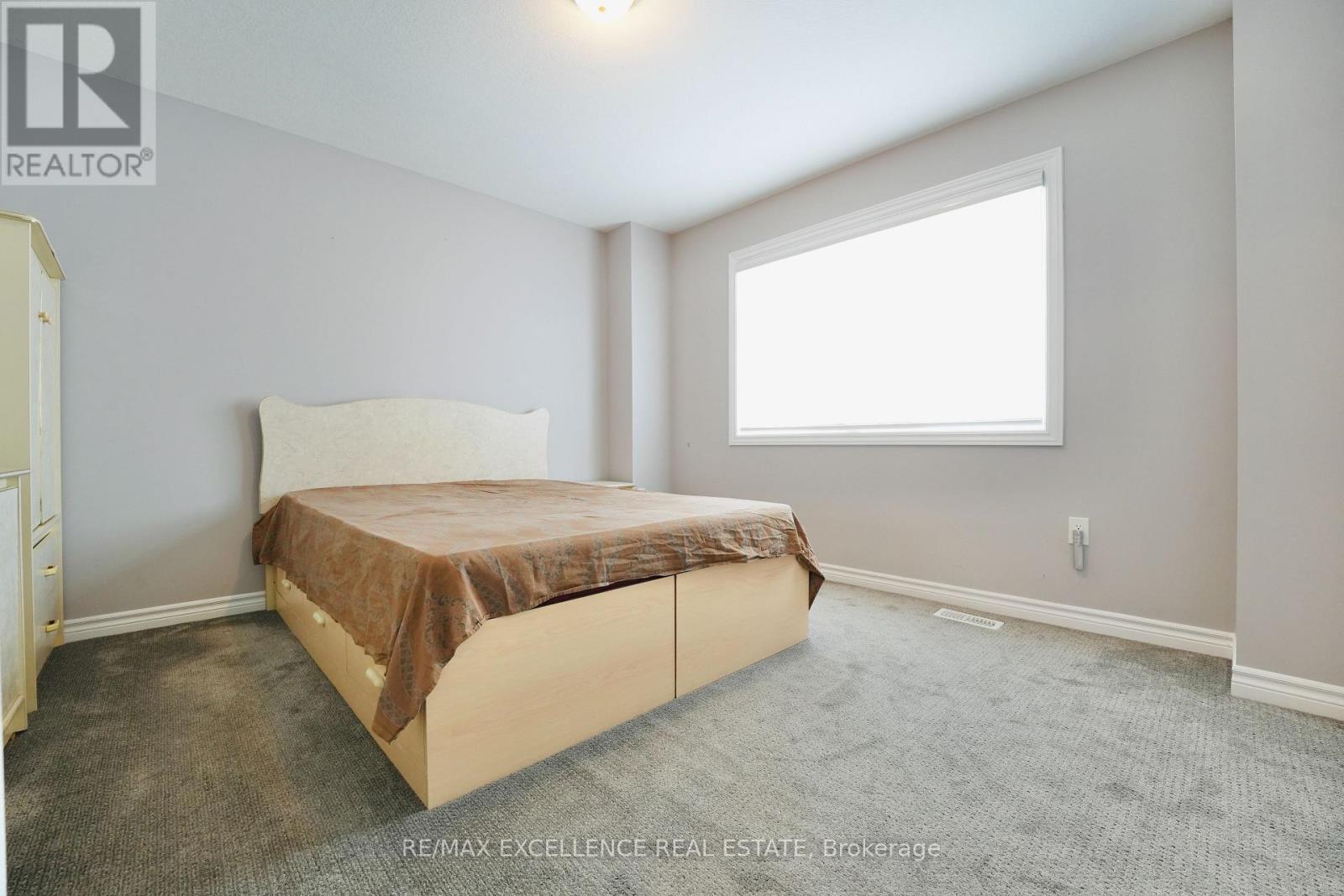 2443 BENNETT CROSS - Image 29