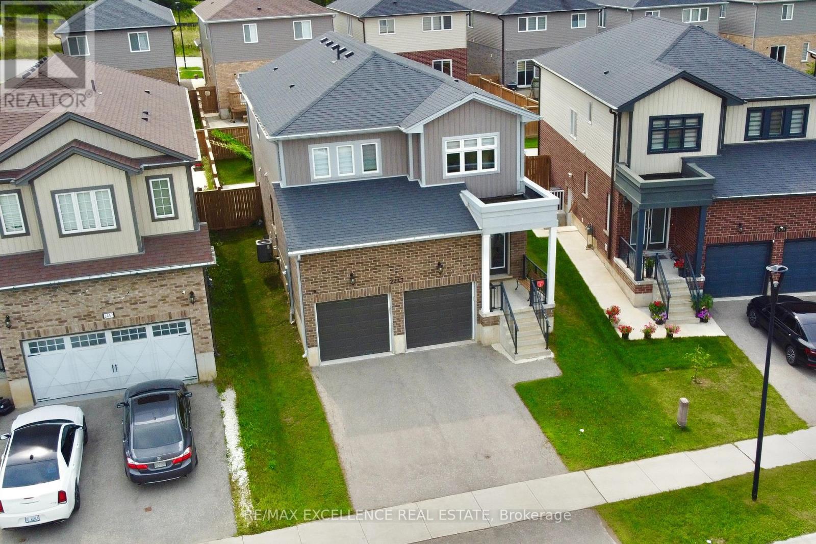 2443 BENNETT CROSS - 41