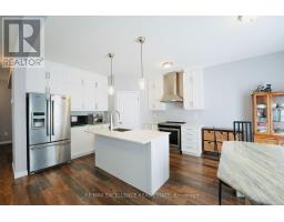 2443 Bennett Cross, London South, ON N6M0G6 Photo 11