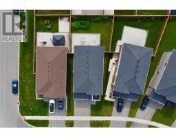 2443 Bennett Cross, London South, ON N6M0G6 Photo 39