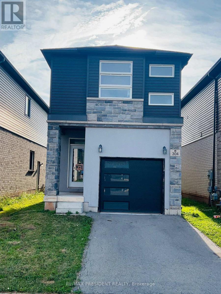 304 LOUISE STREET - 1