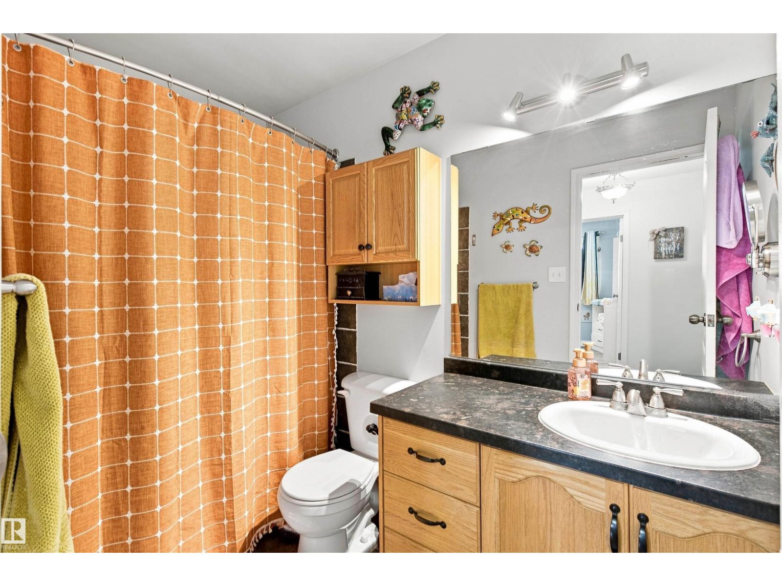 301 22 ST - Image 15