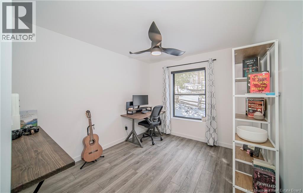 34 Simcoe Court - Image 16