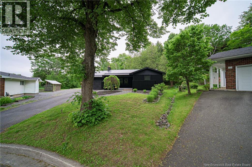 34 Simcoe Court - 44