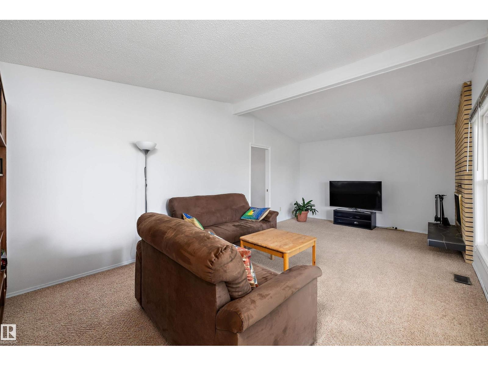 3616 109A ST NW - 11