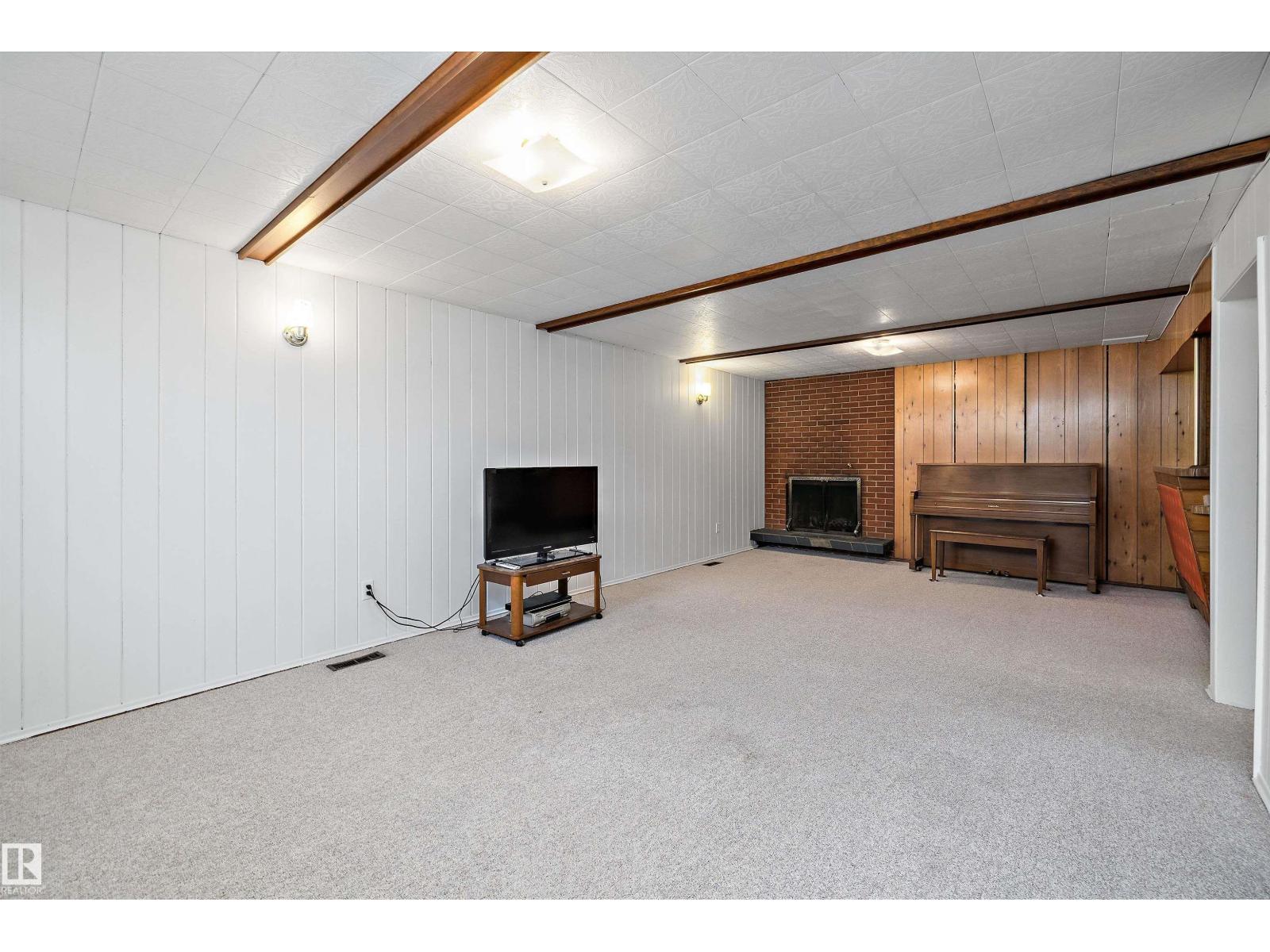3616 109A ST NW - Image 32
