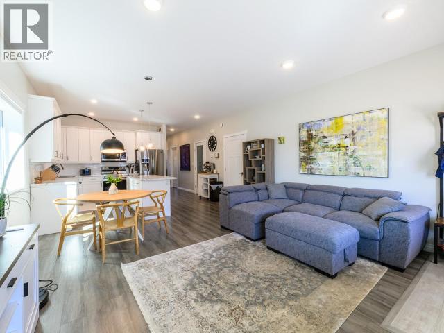 36 EUGENE AVENUE - 4