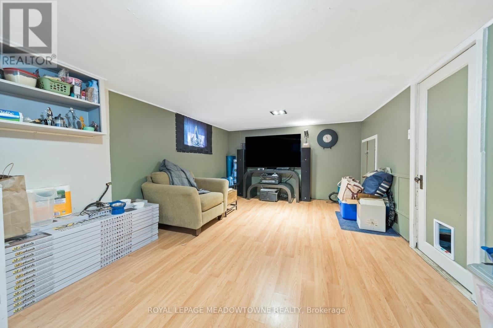 27 ROYCE AVENUE - Image 22