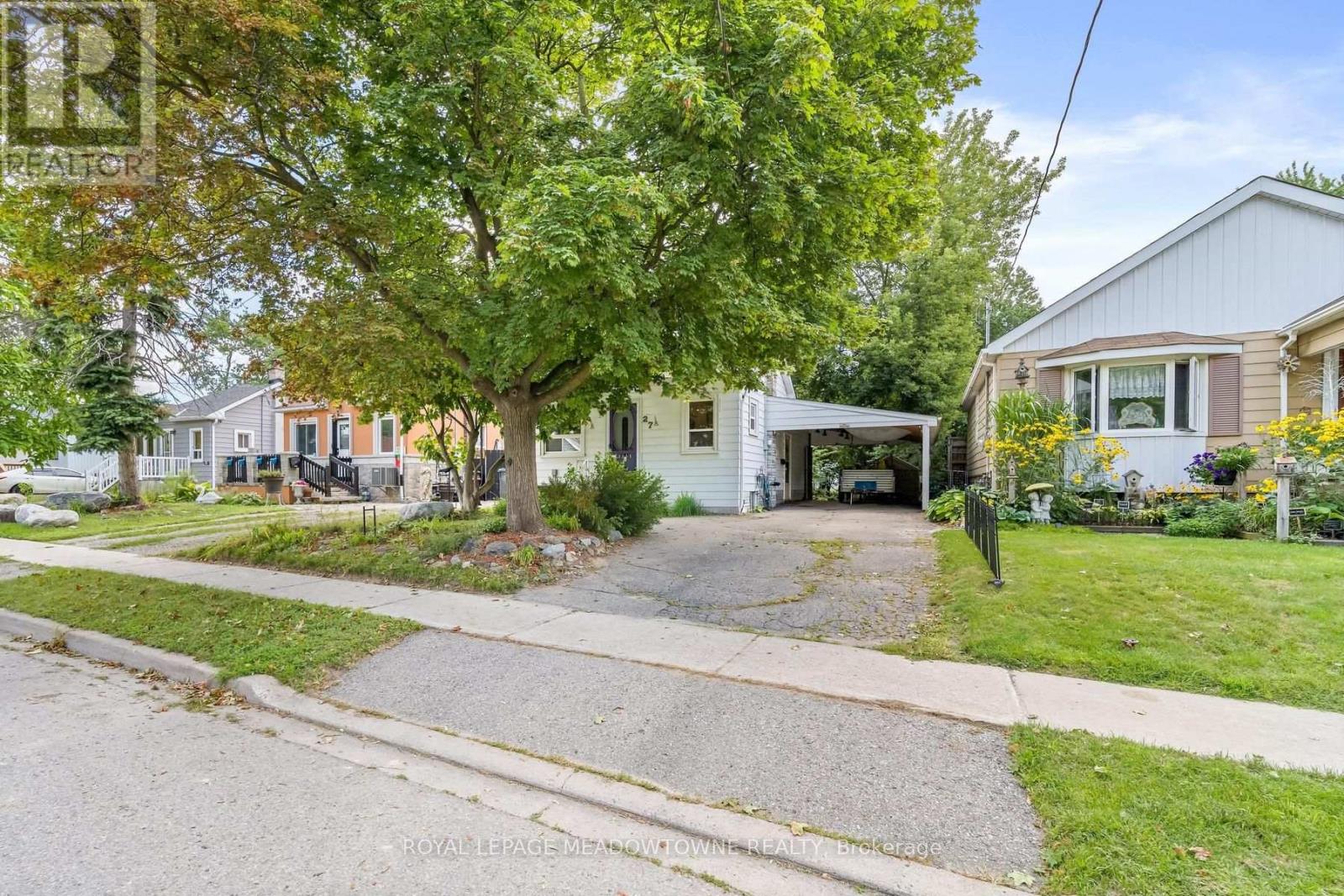27 ROYCE AVENUE - Image 3