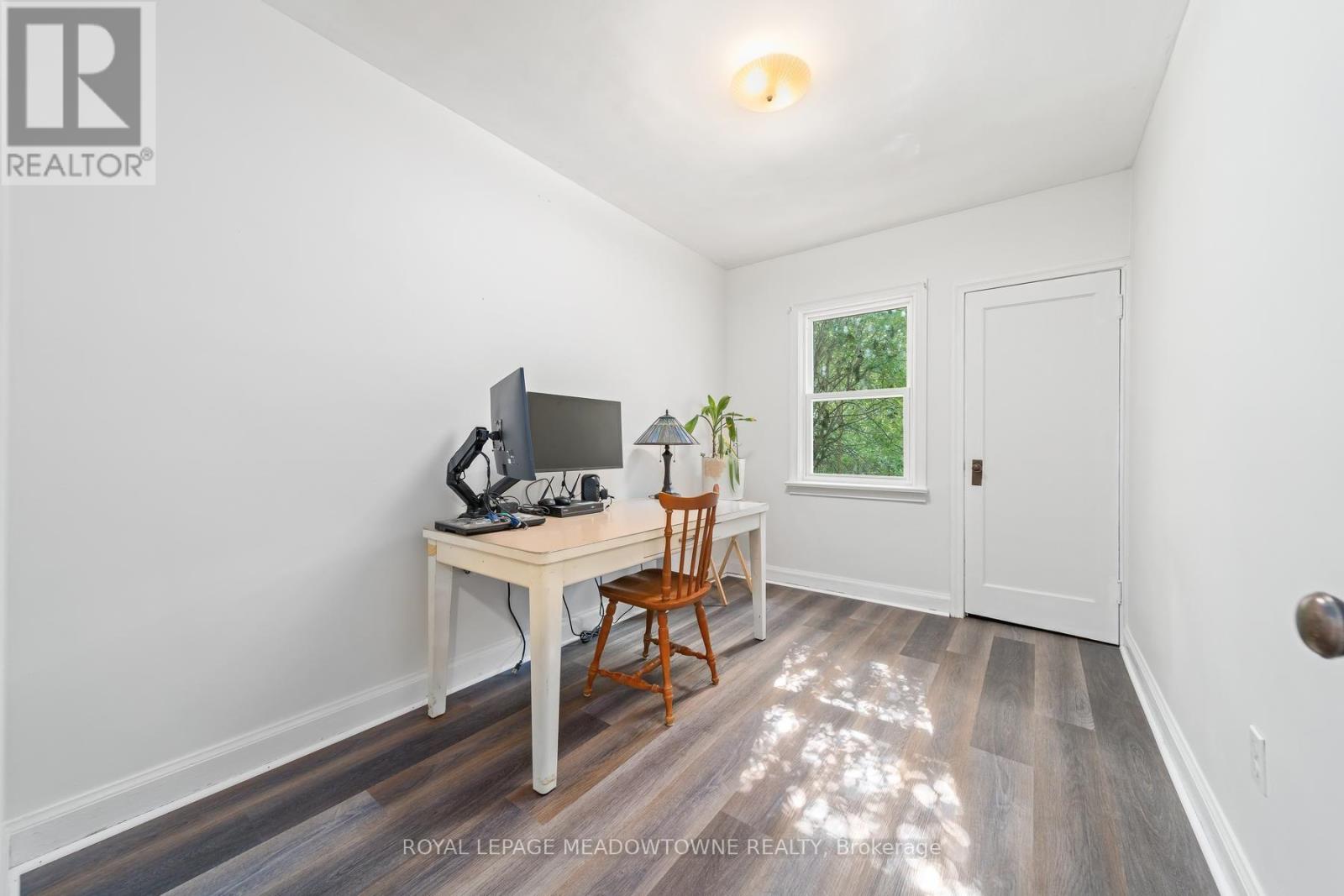 27 ROYCE AVENUE - Image 17