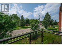 205 - 80 Bridge Street E, Tillsonburg, ON N4G1T2 Photo 11