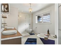 3279 Blueback Dr, Nanoose Bay, BC V9P9J1 Photo 40