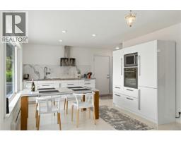 3279 Blueback Dr, Nanoose Bay, BC V9P9J1 Photo 33