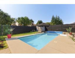 112 Rue D'outremont, Gatineau, QC J8V4B4 Photo 44