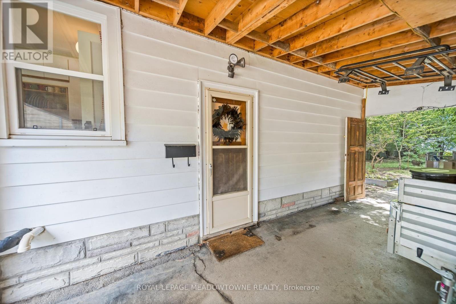 27 ROYCE AVENUE - Image 23