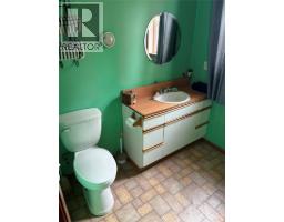 7465 Broadwater Road, Castlegar, BC V1N4V8 Photo 20