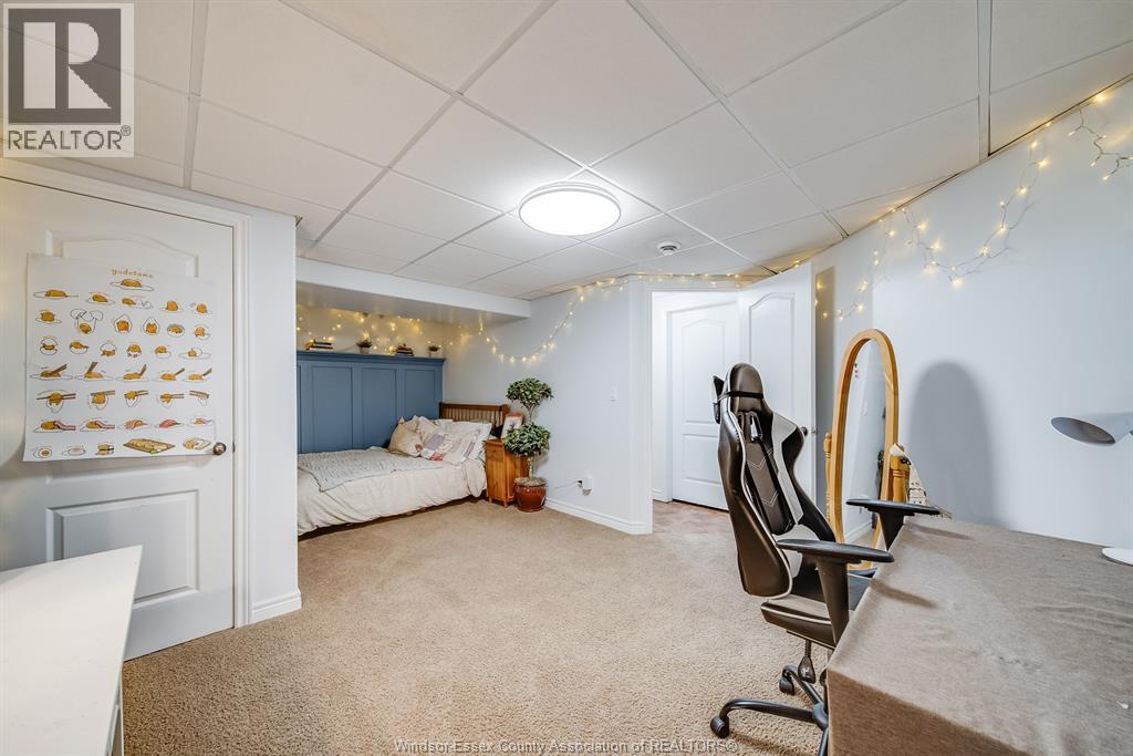 205 WHISPER CREEK CIRCLE - 35