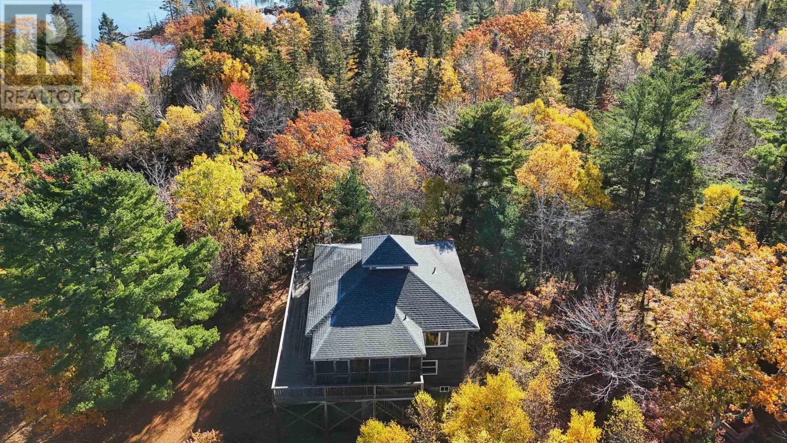 437 Southwest Cove Road - 7