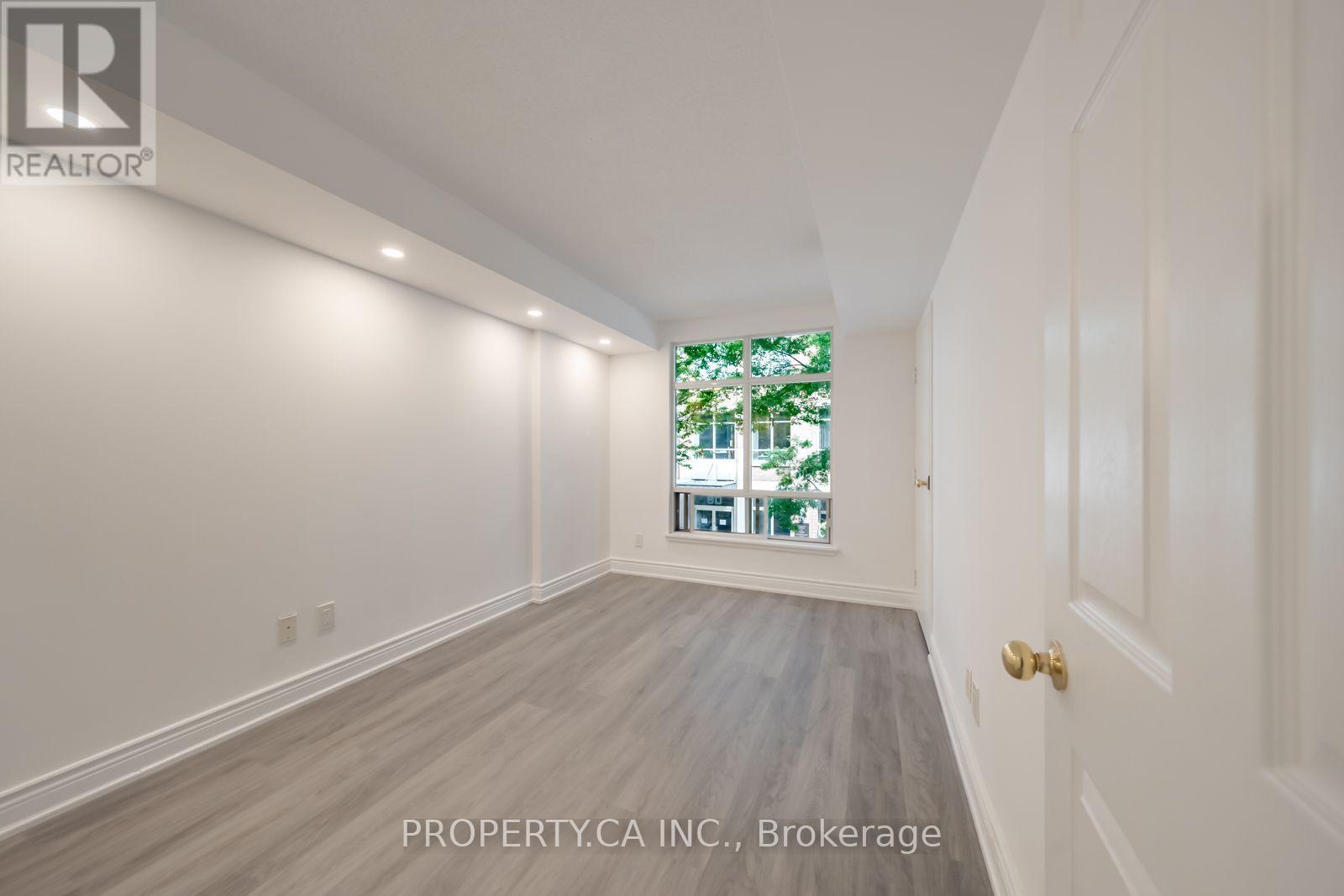 #207 99 HAYDEN STREET N - 9