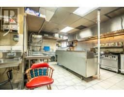 5991 Lundys Lane E, Niagara Falls, ON L2G1T2 Photo 38