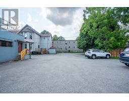5991 Lundys Lane E, Niagara Falls, ON L2G1T2 Photo 9