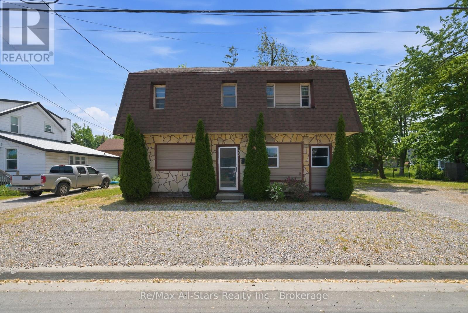 103 DURHAM STREET W - 1