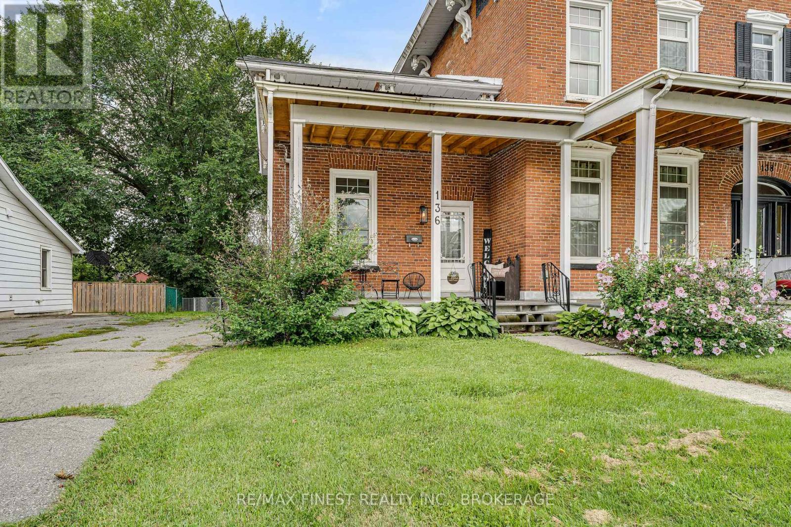 136 ROBERT STREET - 2