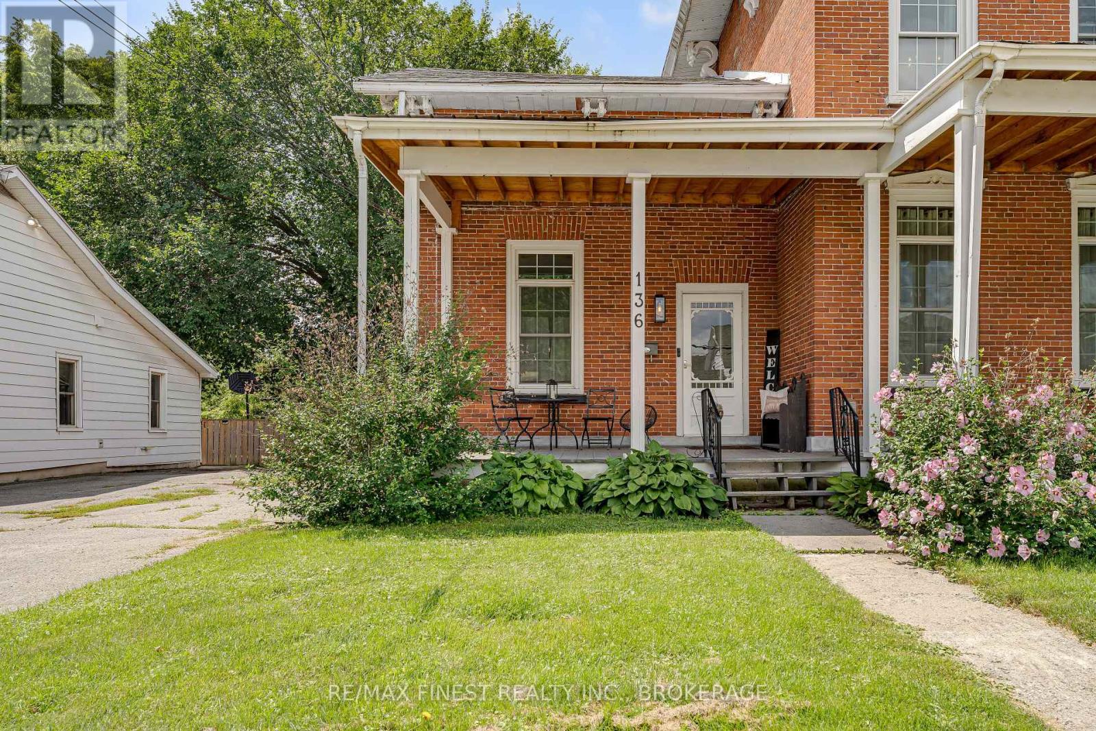 136 ROBERT STREET - Image 3