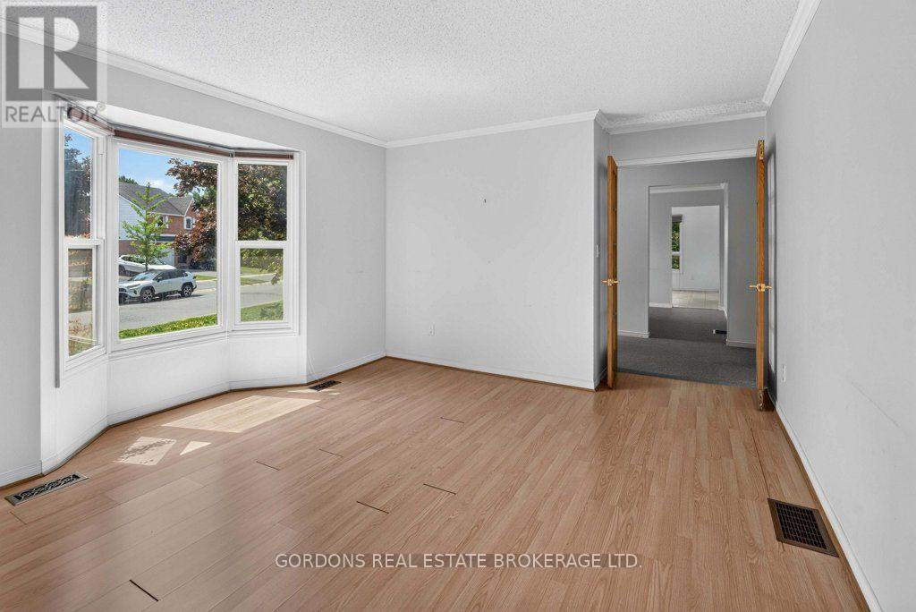 470 KINGSDALE AVENUE - Image 14
