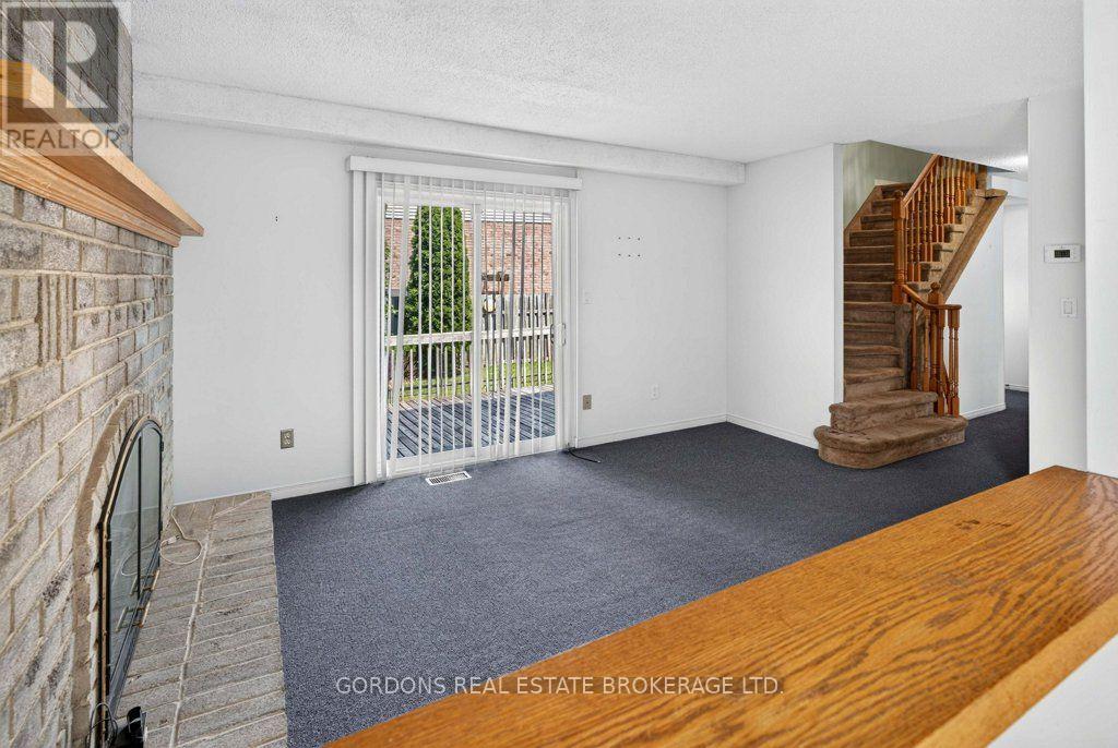 470 KINGSDALE AVENUE - Image 20