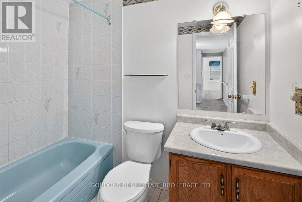 470 KINGSDALE AVENUE - Image 27