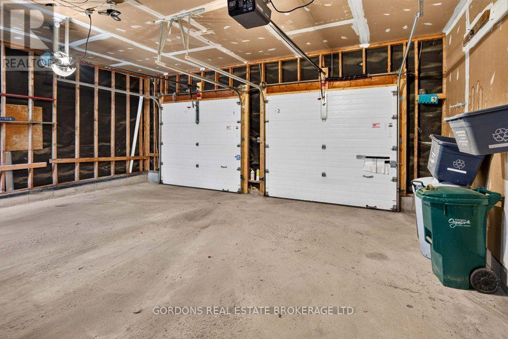 470 KINGSDALE AVENUE - Image 47