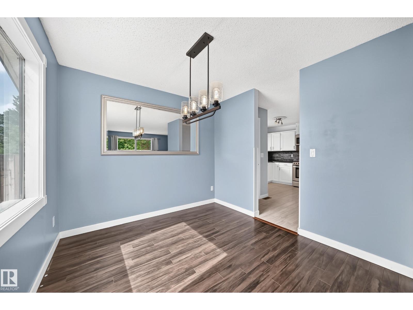 16808 100 ST NW - 8