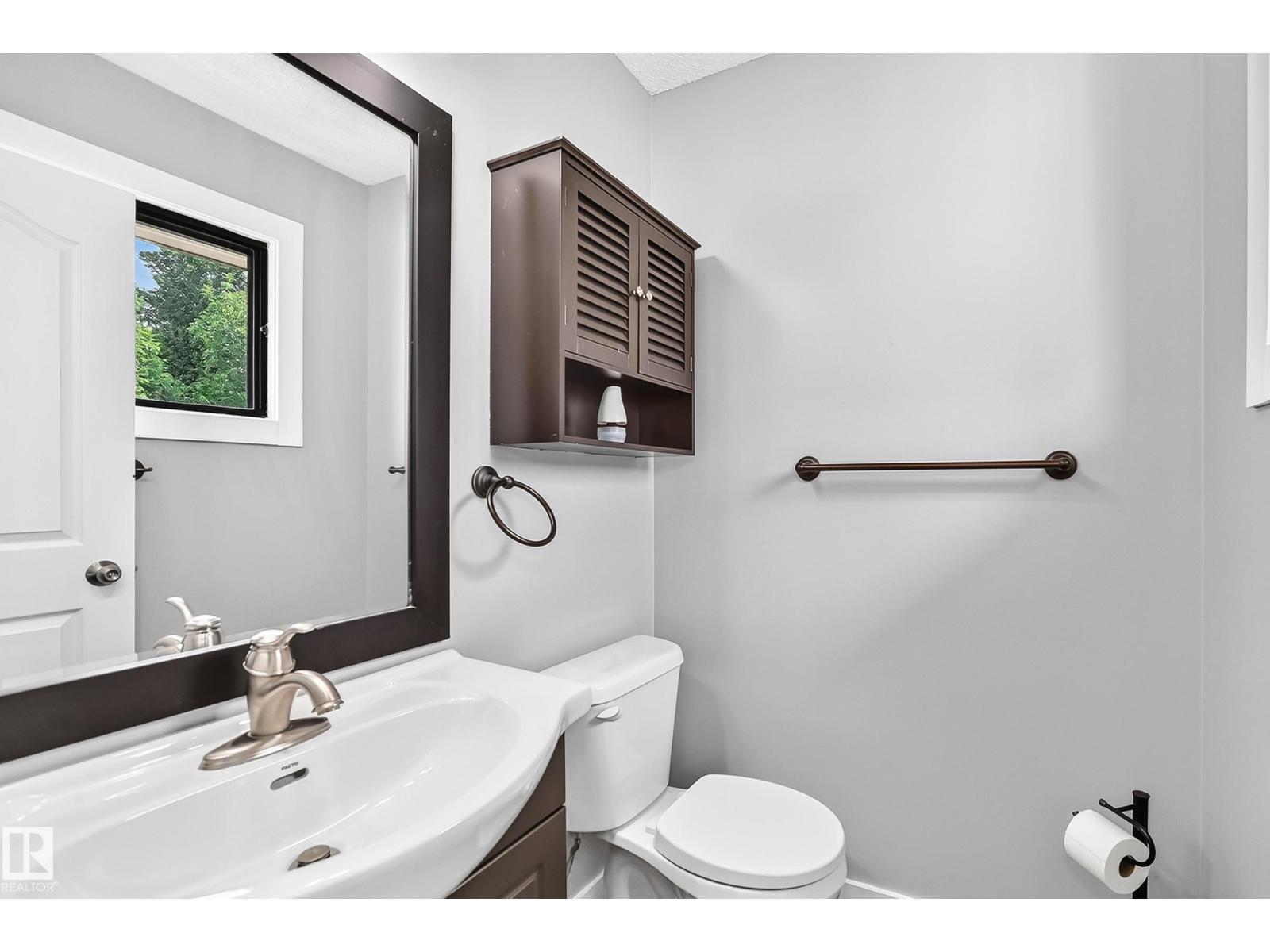 16808 100 ST NW - 17