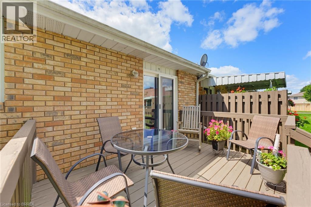 #10 60 WHITLAW Way - 25