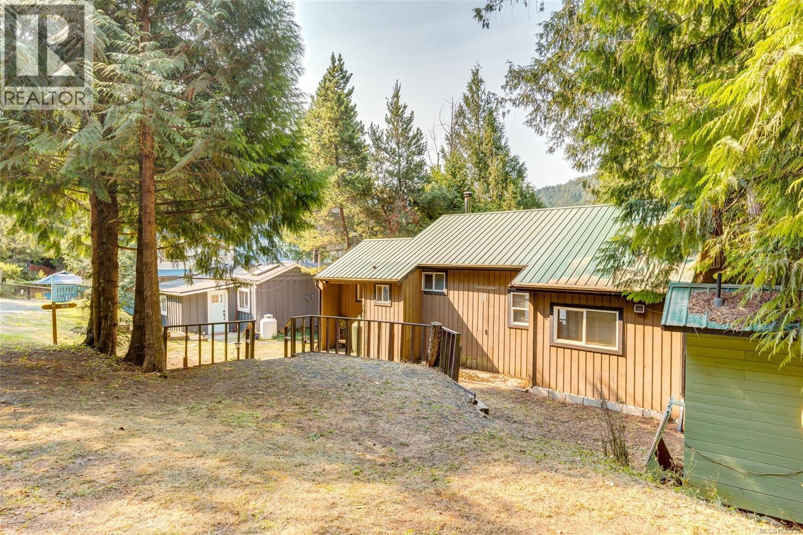#LT 101 3474 Horne Lake Caves Rd - 51