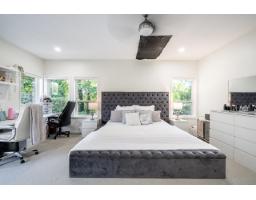 5758 W Kettle Crescent, Surrey, BC V3S8R6 Photo 18